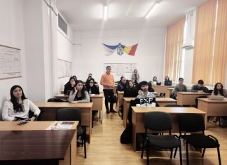„Tradiții Universale”, la Universitatea „Vasile Goldiș” din Arad
